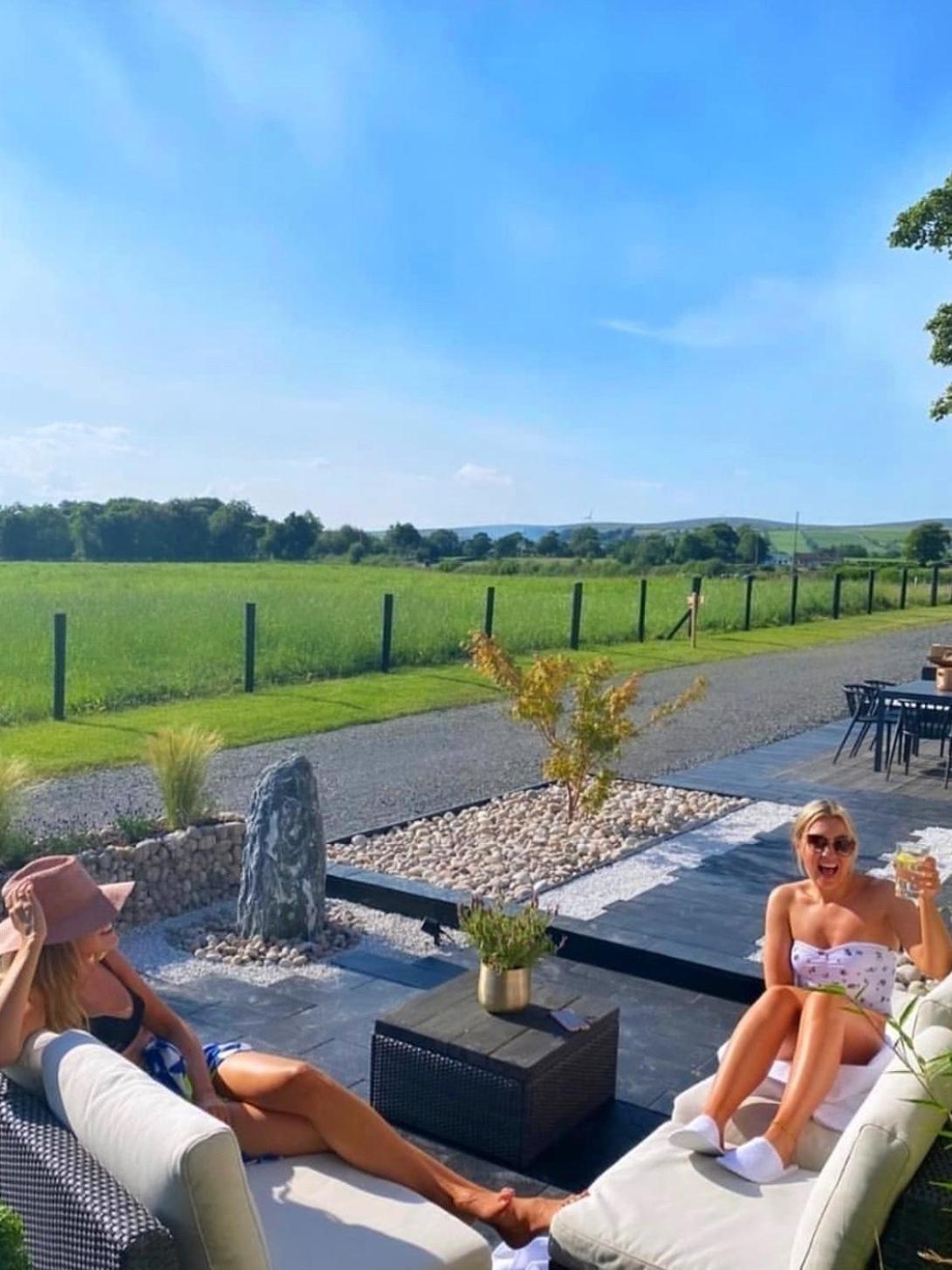 Villa The Hideaway Retreat Omagh Exterior foto